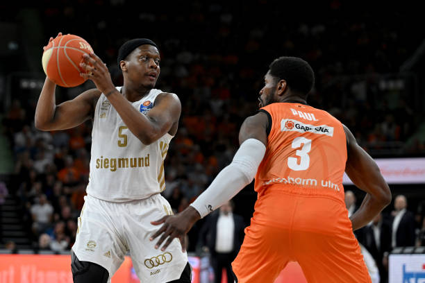 轮状态火热 轮状态火热