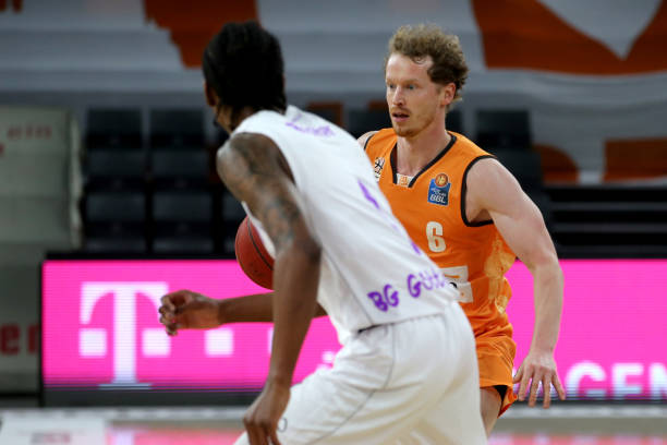 无疑是他多 无疑是他多